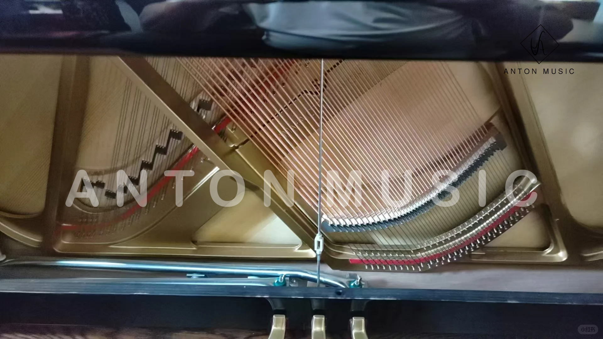 Đàn Piano Cơ Yamaha U1J PE Used Polished Ebony (Đen Bóng)