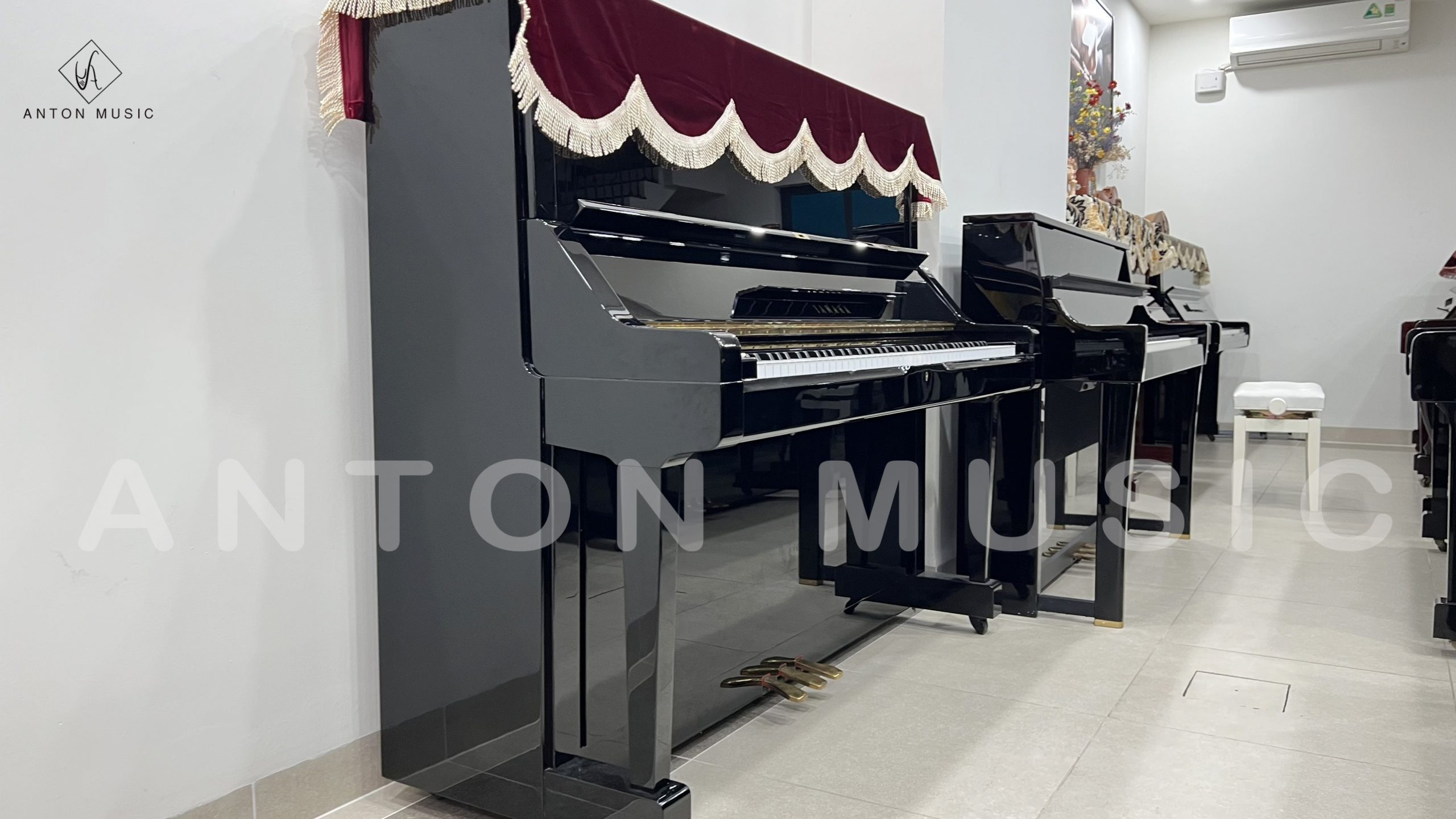 Piano Yamaha UX Like New - Piano Cơ Đời Cao - Bảo Hành 10 Năm