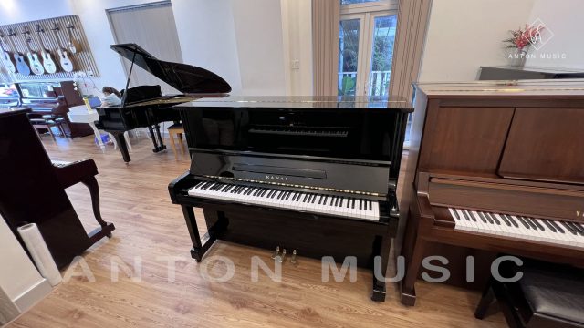 Đàn piano cơ Kawai BL 31