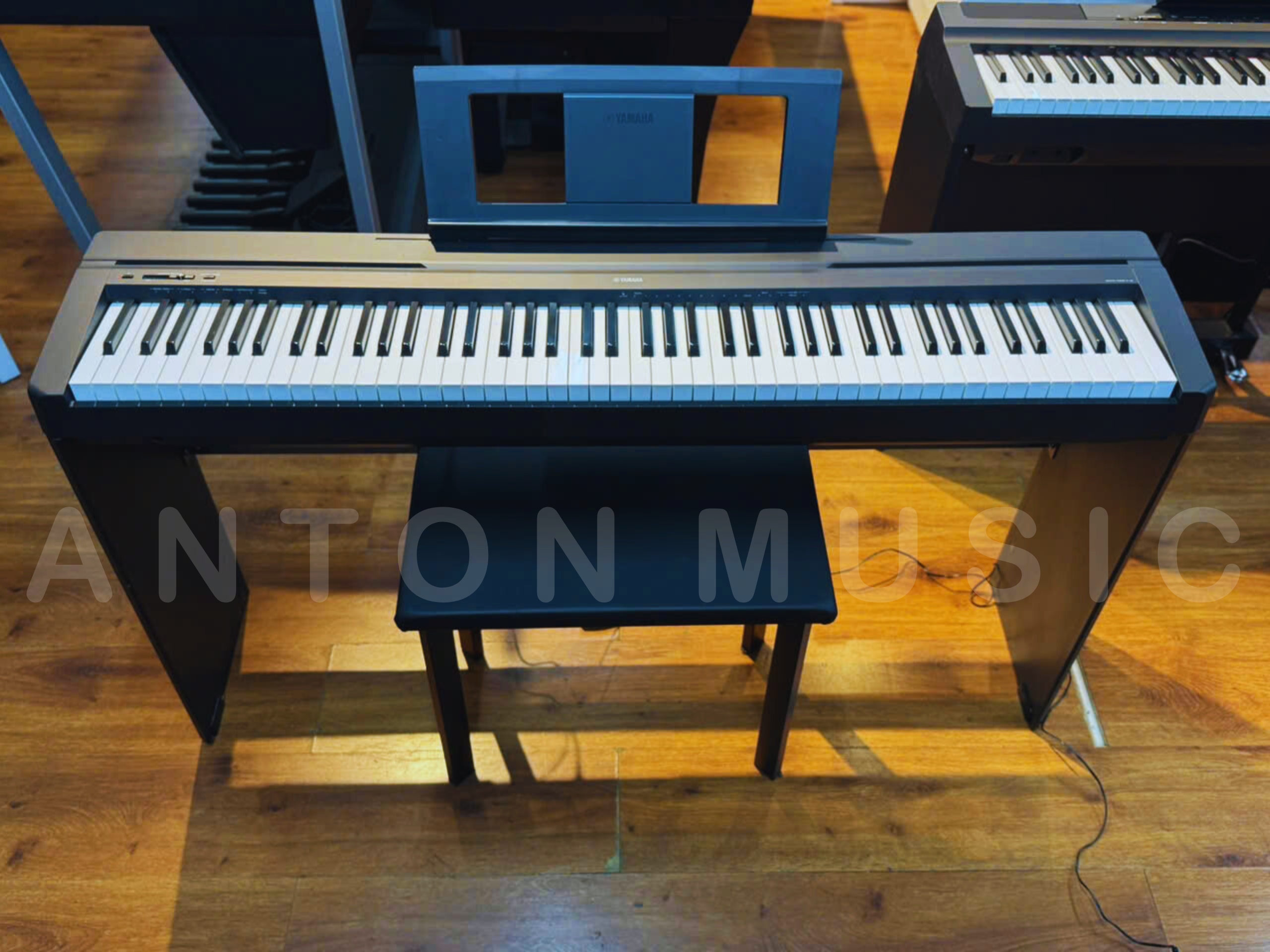 Đàn Piano Điện Yamaha Portable Series P-45B Giá Rẻ, Ổn Định Cho HSSV