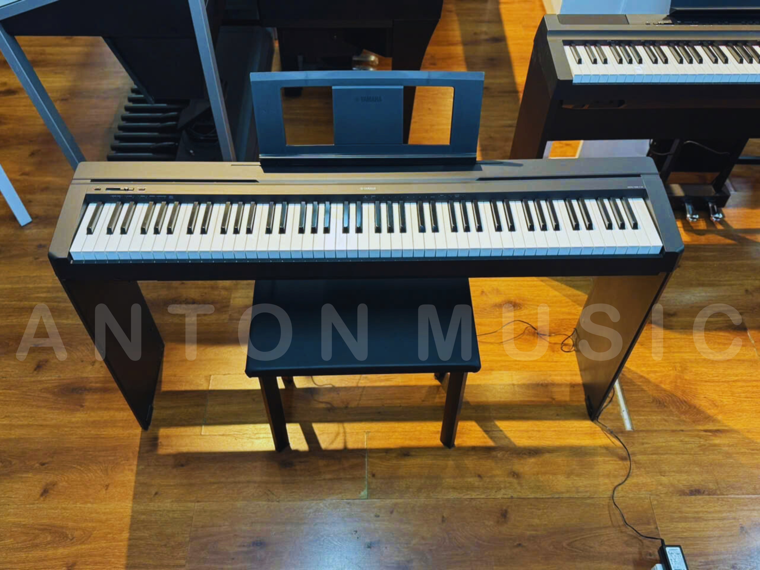 Đàn Piano Điện Yamaha Portable Series P-45B Giá Rẻ, Ổn Định Cho HSSV