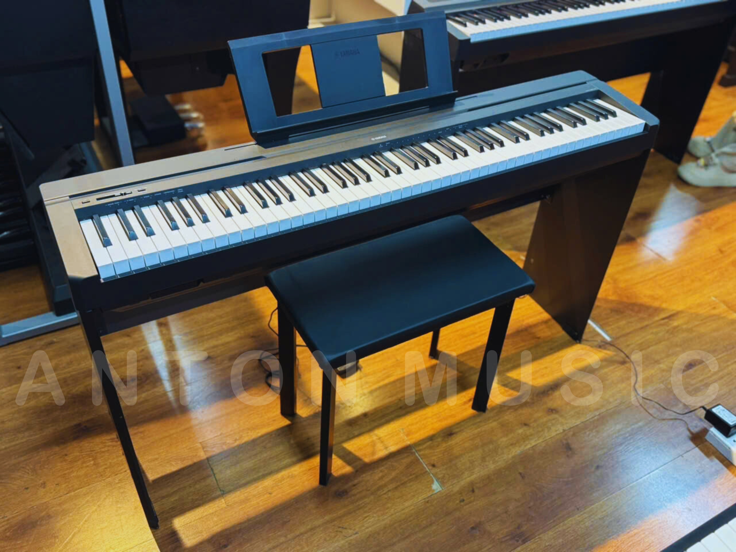 Đàn Piano Điện Yamaha Portable Series P-45B Giá Rẻ, Ổn Định Cho HSSV