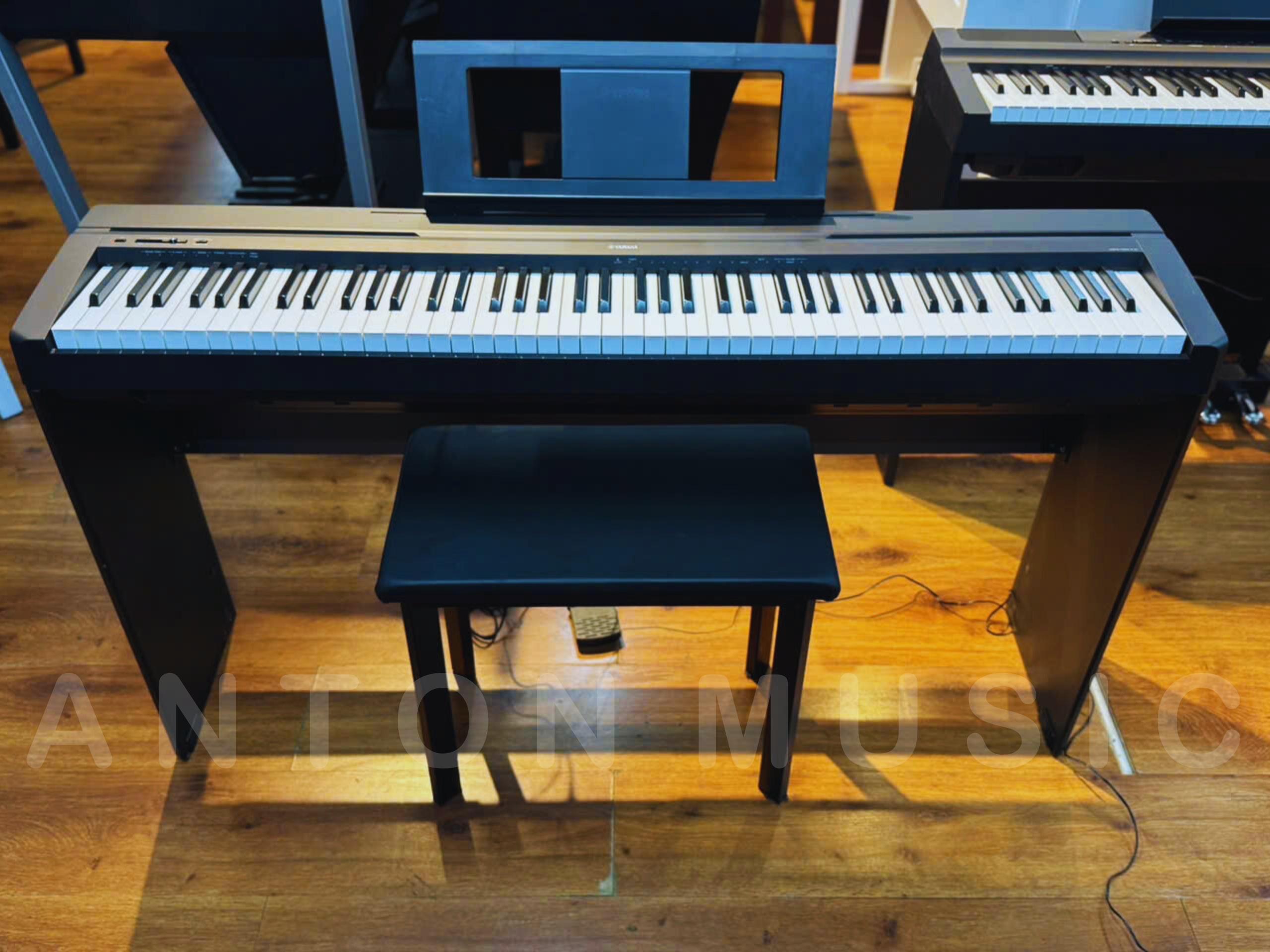 Đàn Piano Điện Yamaha Portable Series P-45B Giá Rẻ, Ổn Định Cho HSSV