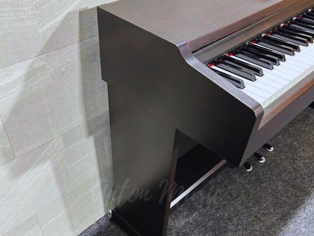 Đàn Piano Yamaha Dòng ARIUS YDP-131 Nhỏ Gọn Thanh Lịch Cho Người Mới Bắt Đầu