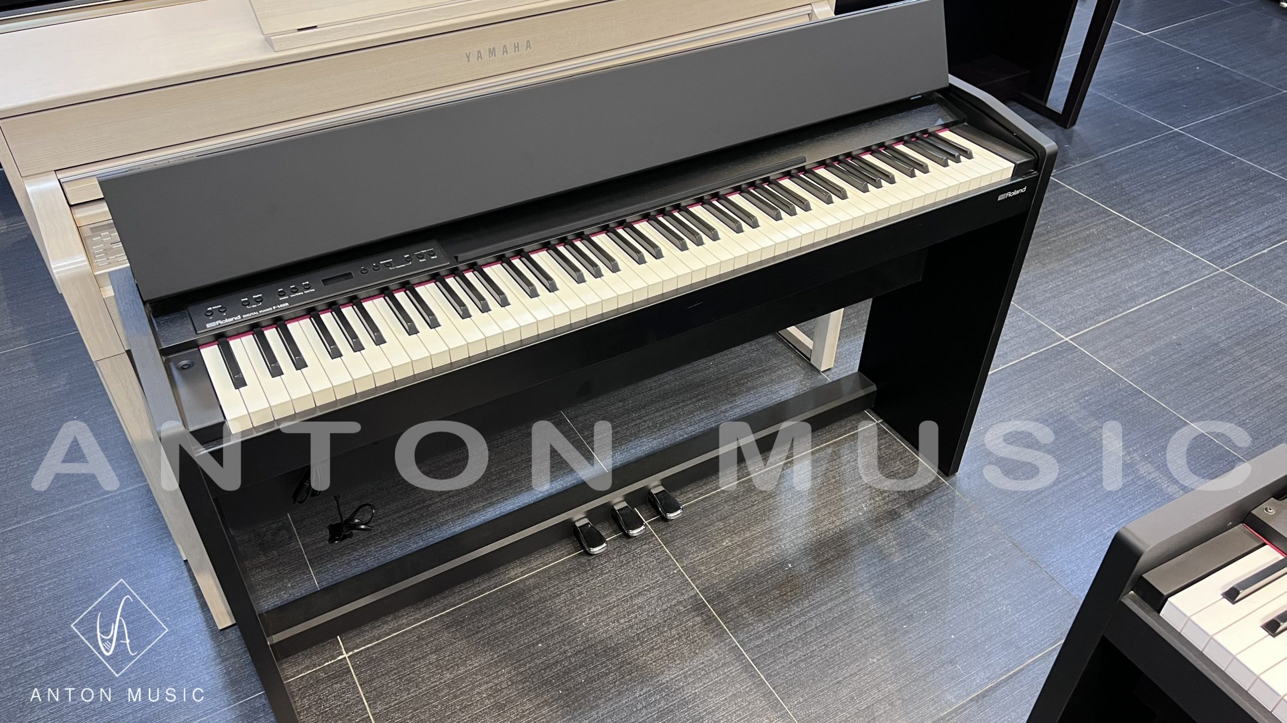 đàn piano điện giá rẻ Long An