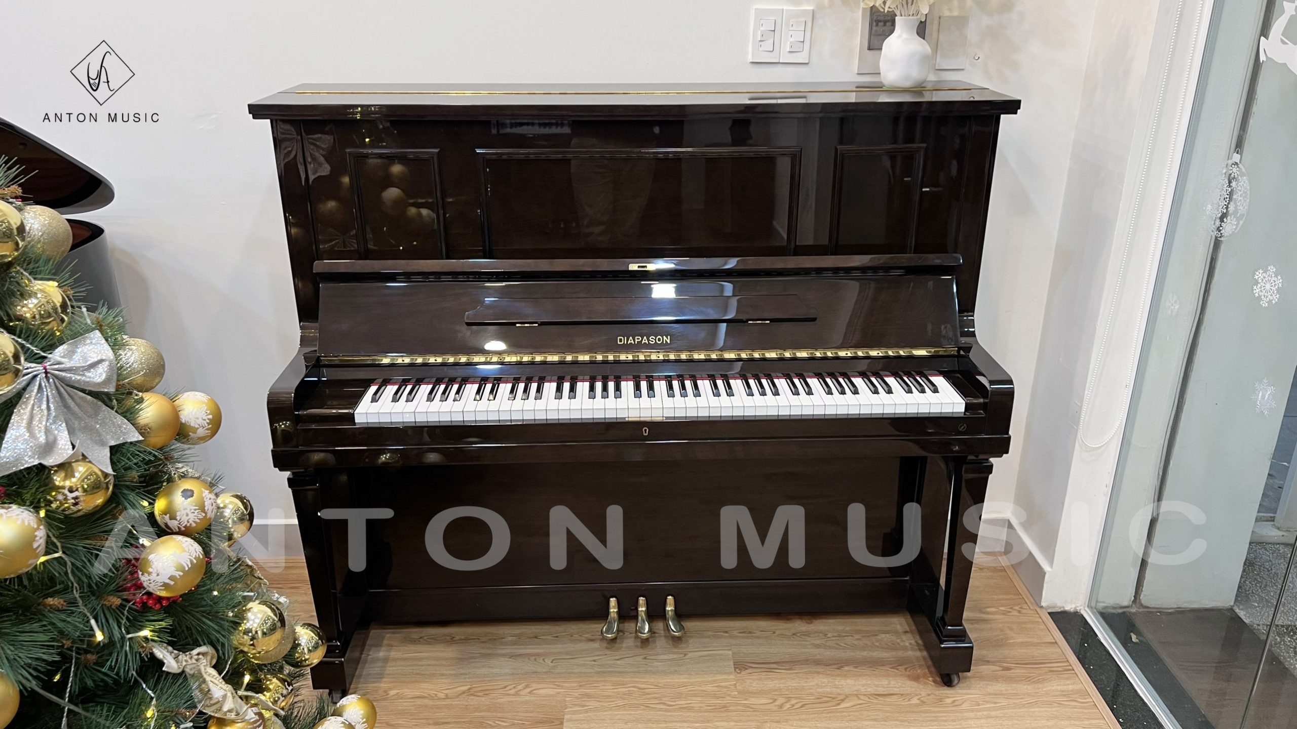 Địa chỉ bán đàn piano Quận 12