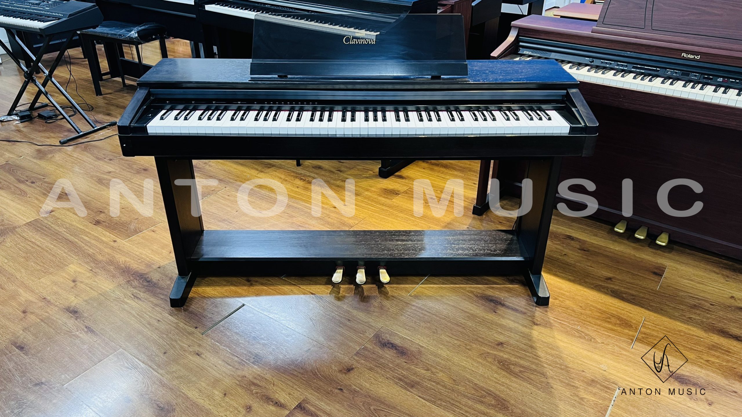 dan-piano-gia-re-tra-vinh-02 đàn piano điện giá rẻ Trà Vinh