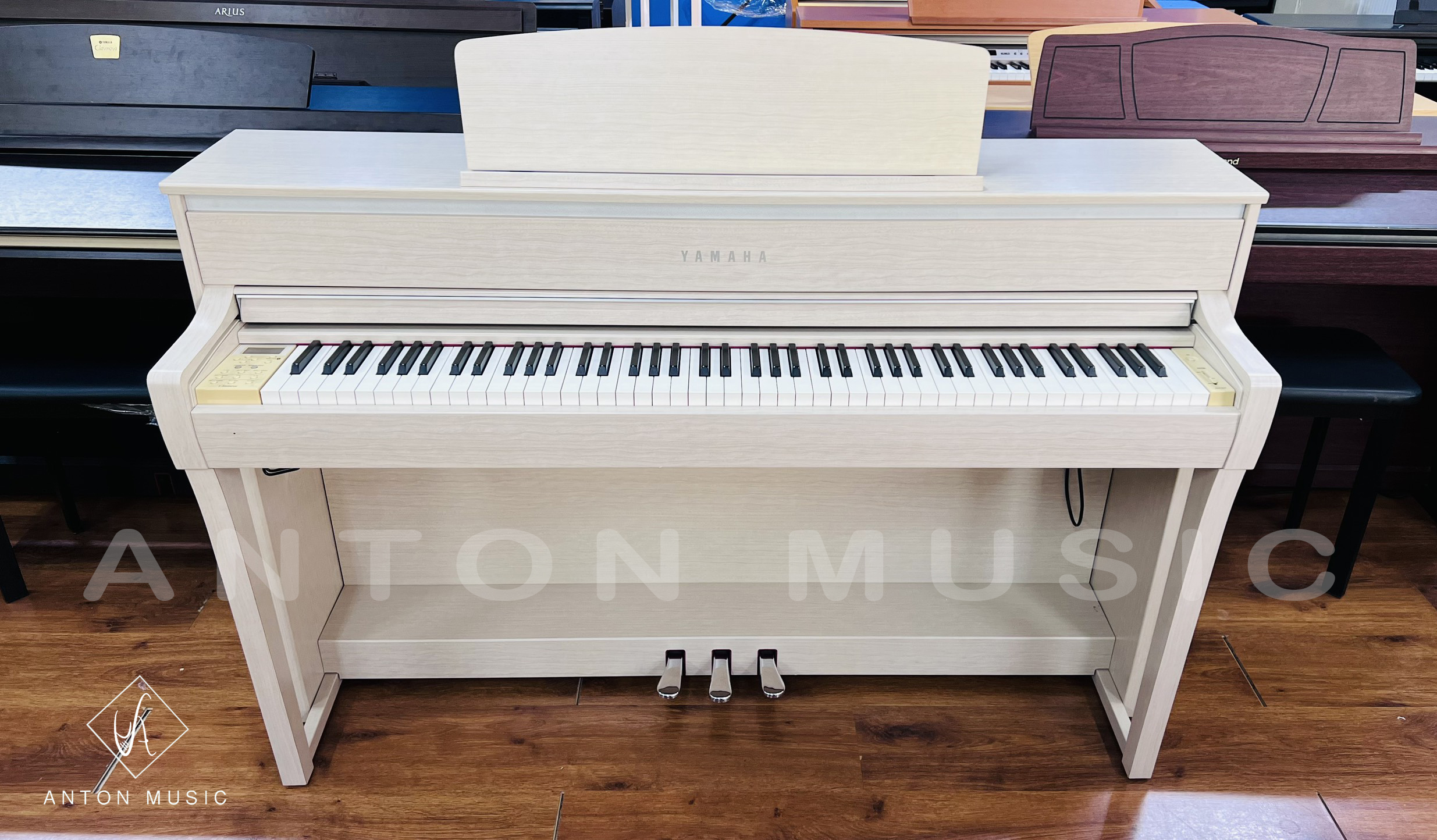 đàn piano quận 4