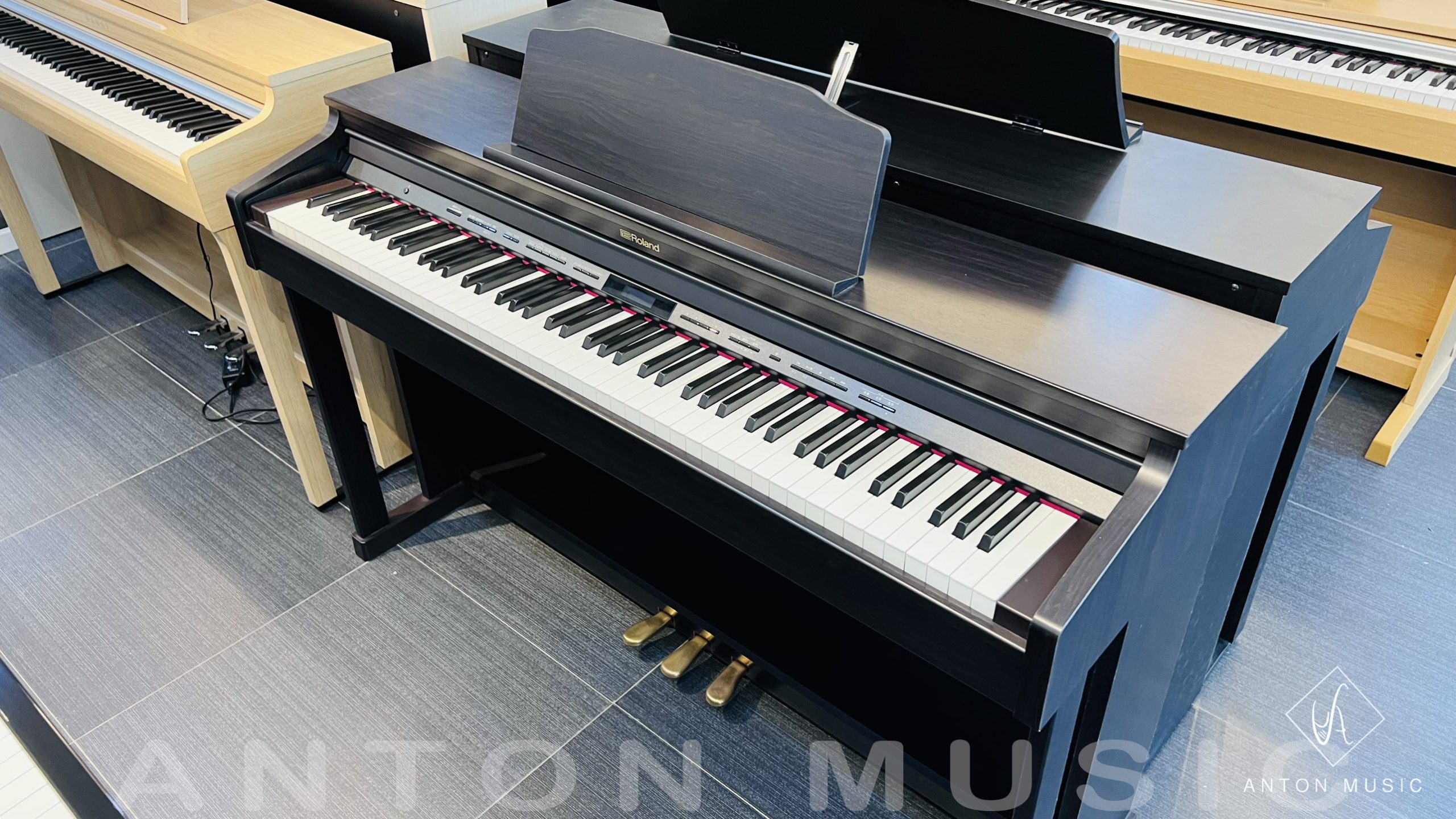 piano điện giá rẻ tại quận 9