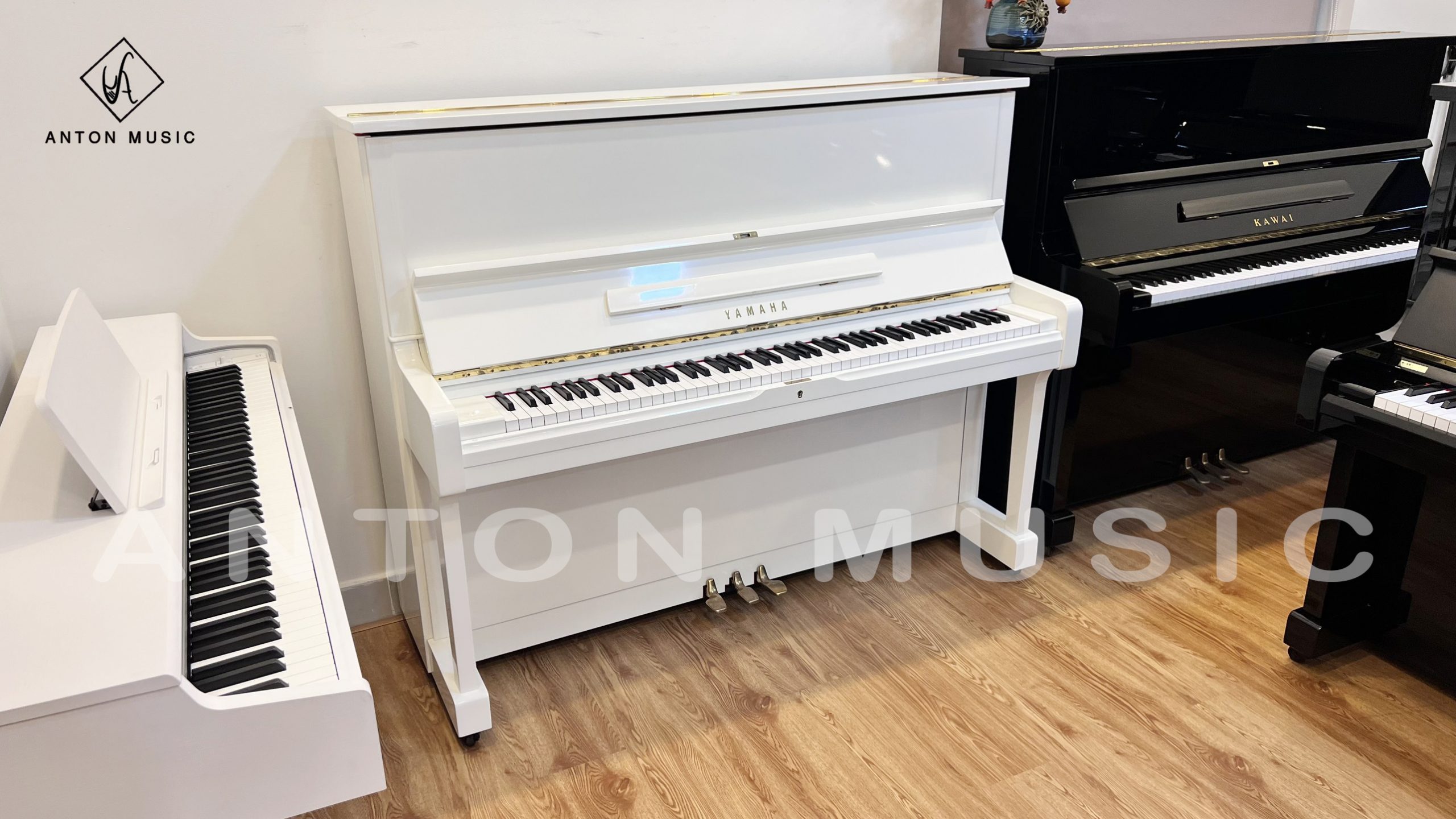 Đàn Piano Cơ Yamaha U1H-PW Used (Trắng Bóng)