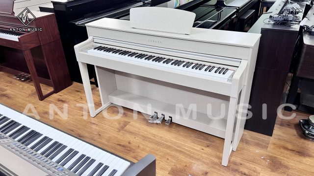 Piano Yamaha CLP 535