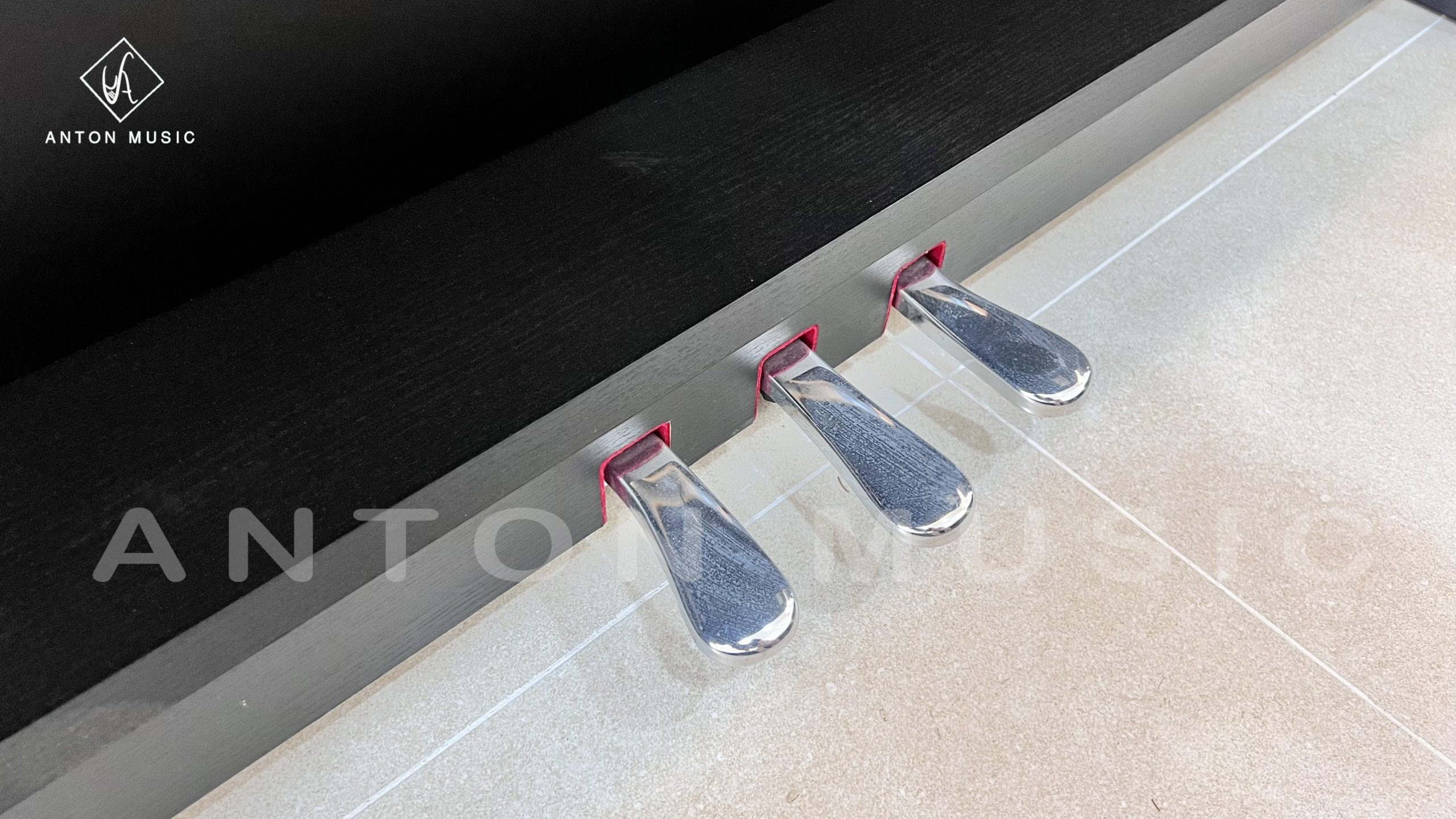 Piano Yamaha YDP 144 B