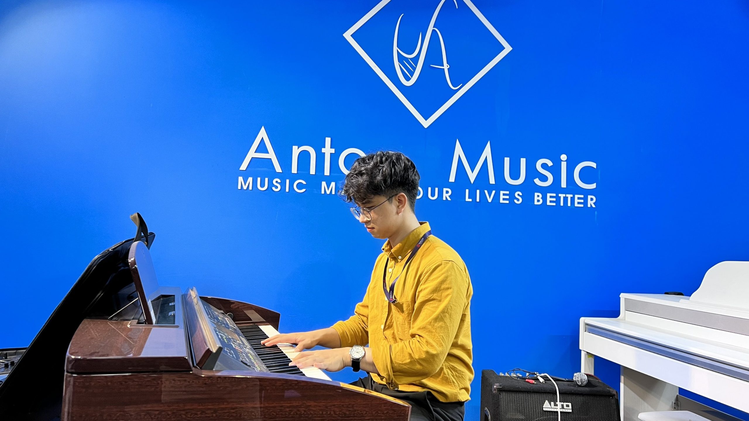 Có thể tự học đàn piano tại nhà có được không?