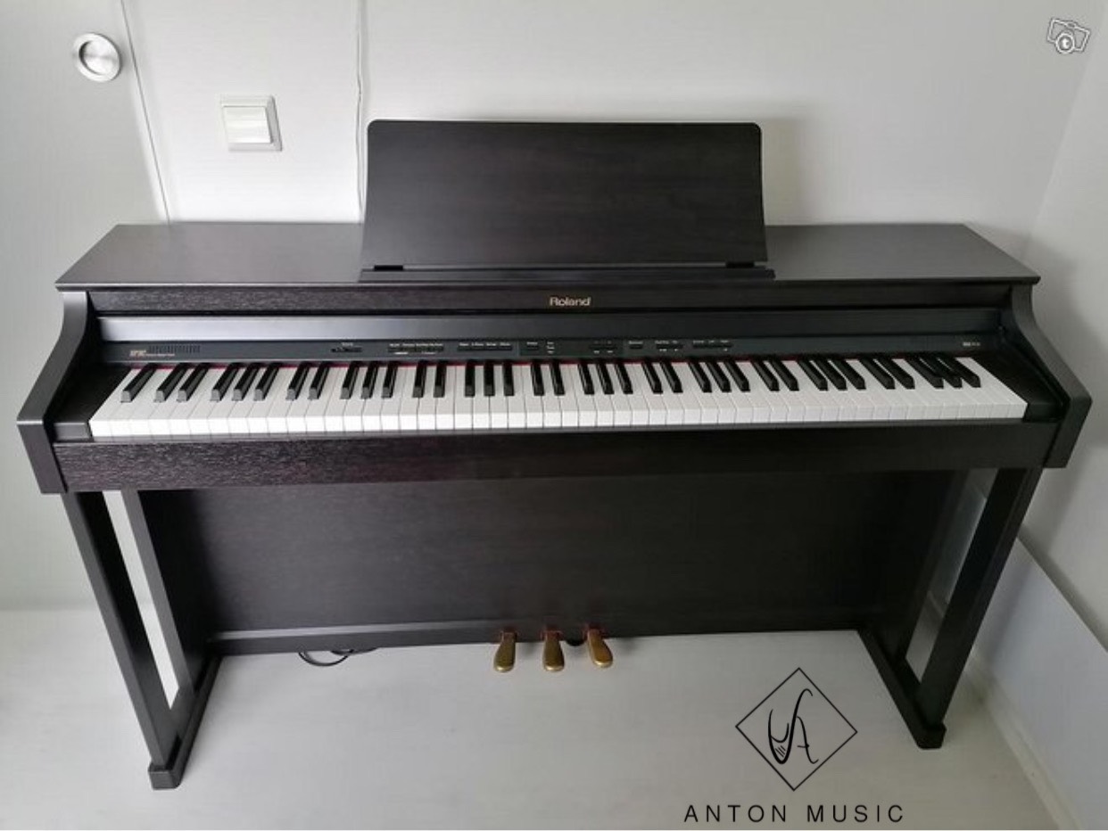 đàn piano điện HP 305