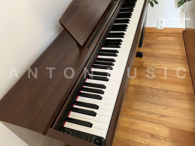 Đàn Piano Yamaha Dòng ARIUS YDP 140 Nhỏ Gọn Dành Cho Người Mới Bắt Đầu