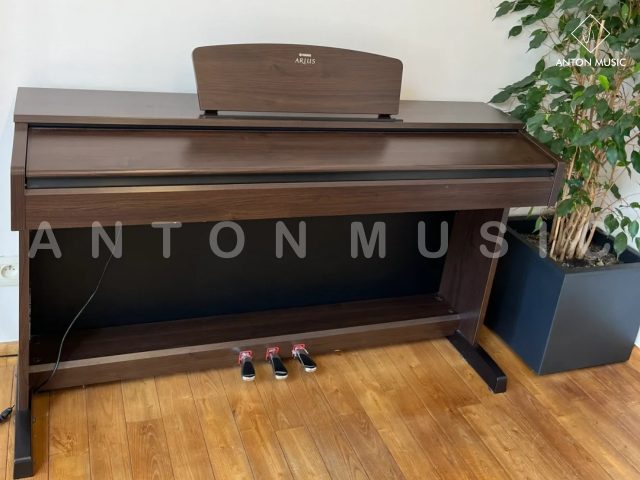 Đàn Piano Yamaha Dòng ARIUS YDP 140 Nhỏ Gọn Dành Cho Người Mới Bắt Đầu