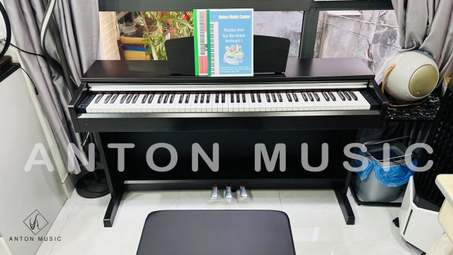 Đàn Piano Yamaha YDP-141 R Màu Nâu Đen Like New Phù Hợp Cho Người Mới Bắt Đầu Học Piano Tại Nhà Với Chất Lượng Ổn Định