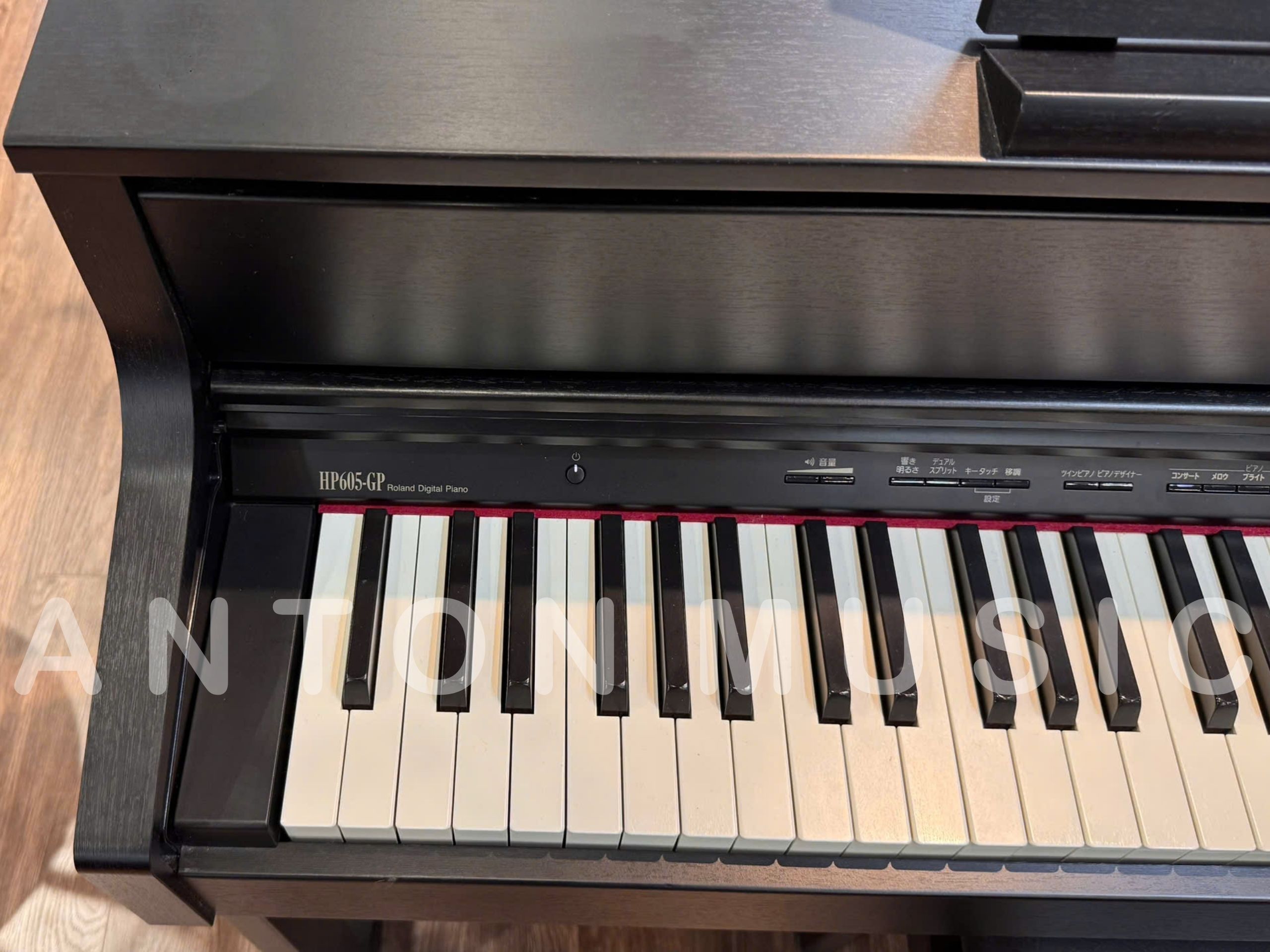 Đàn Piano Roland HP605GP Đen Gỗ Mun Có Bluetooth, Tiếng Cực Hay, Bền