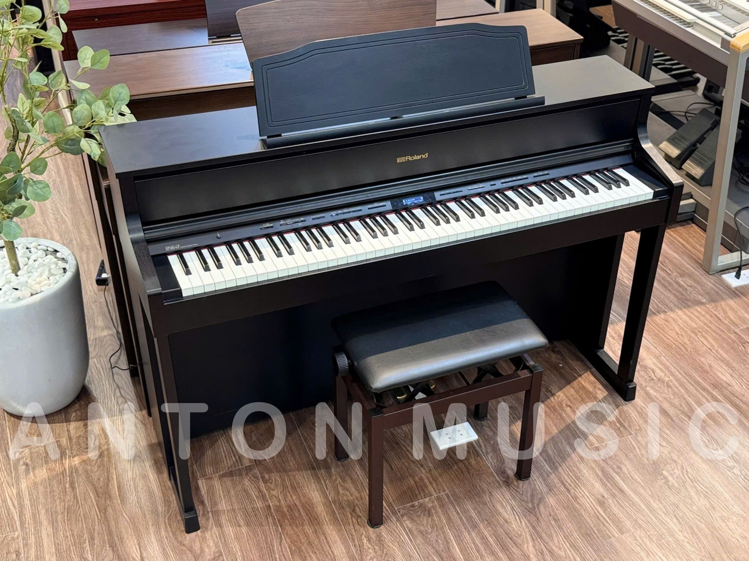 Đàn Piano Roland HP605GP Đen Gỗ Mun Có Bluetooth, Tiếng Cực Hay, Bền