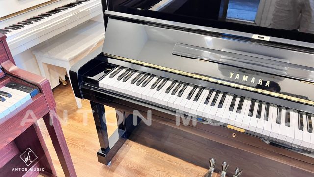 Đàn piano Yamaha U1A