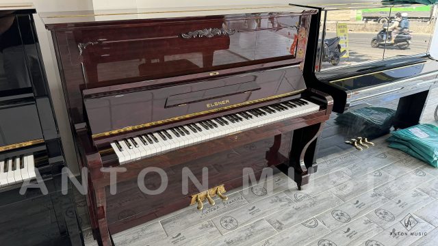Đàn piano cơ Elsner U126
