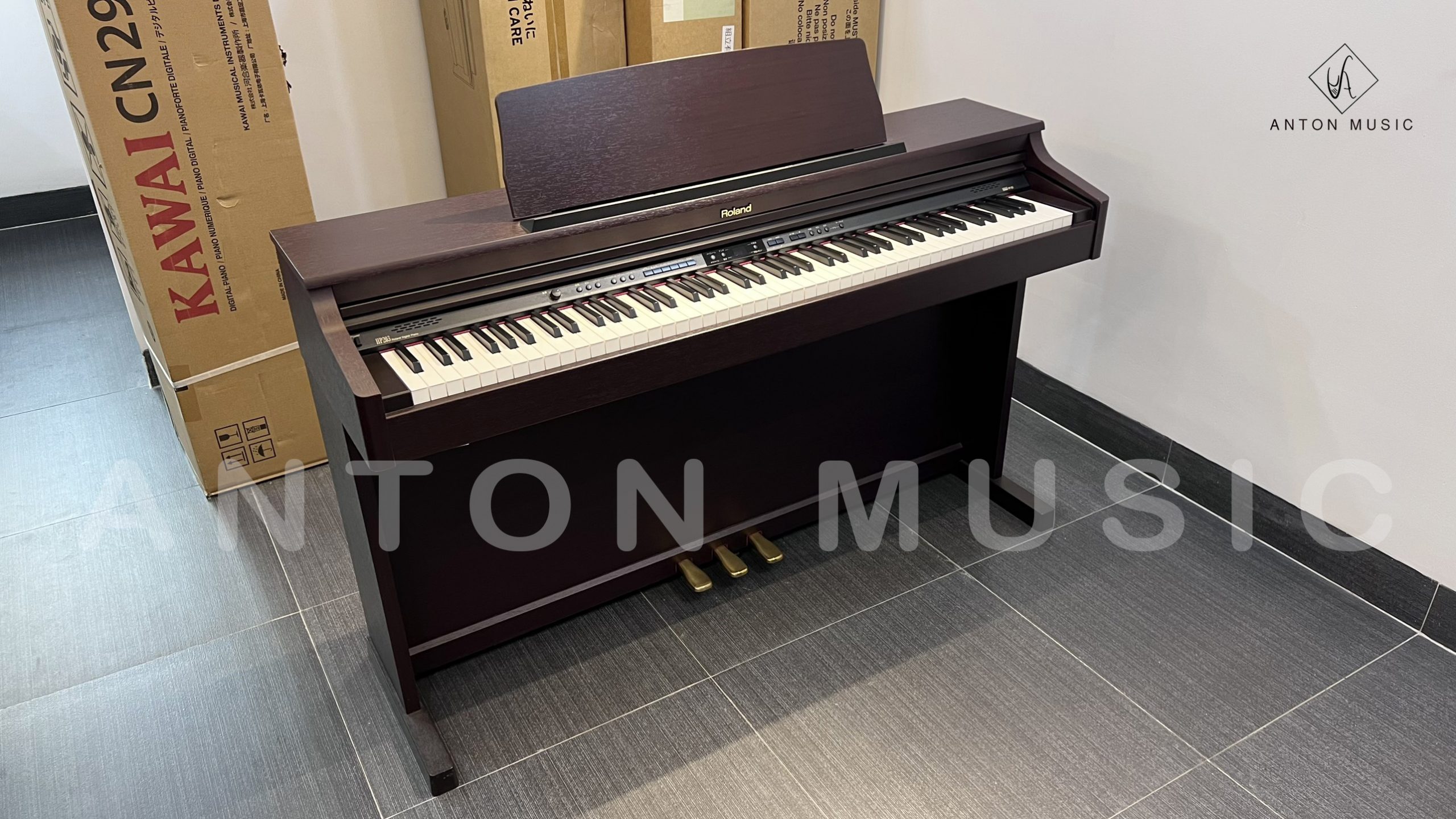 Đàn piano điện Roland HP203 màu Nâu gỗ