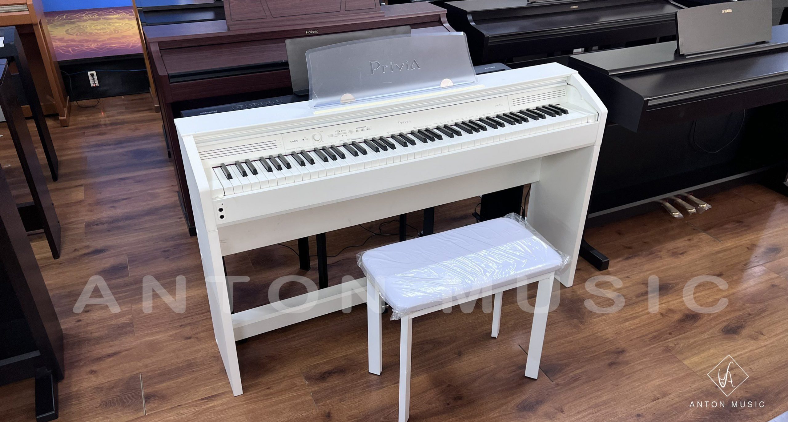 Đàn piano điện Casio PX-760