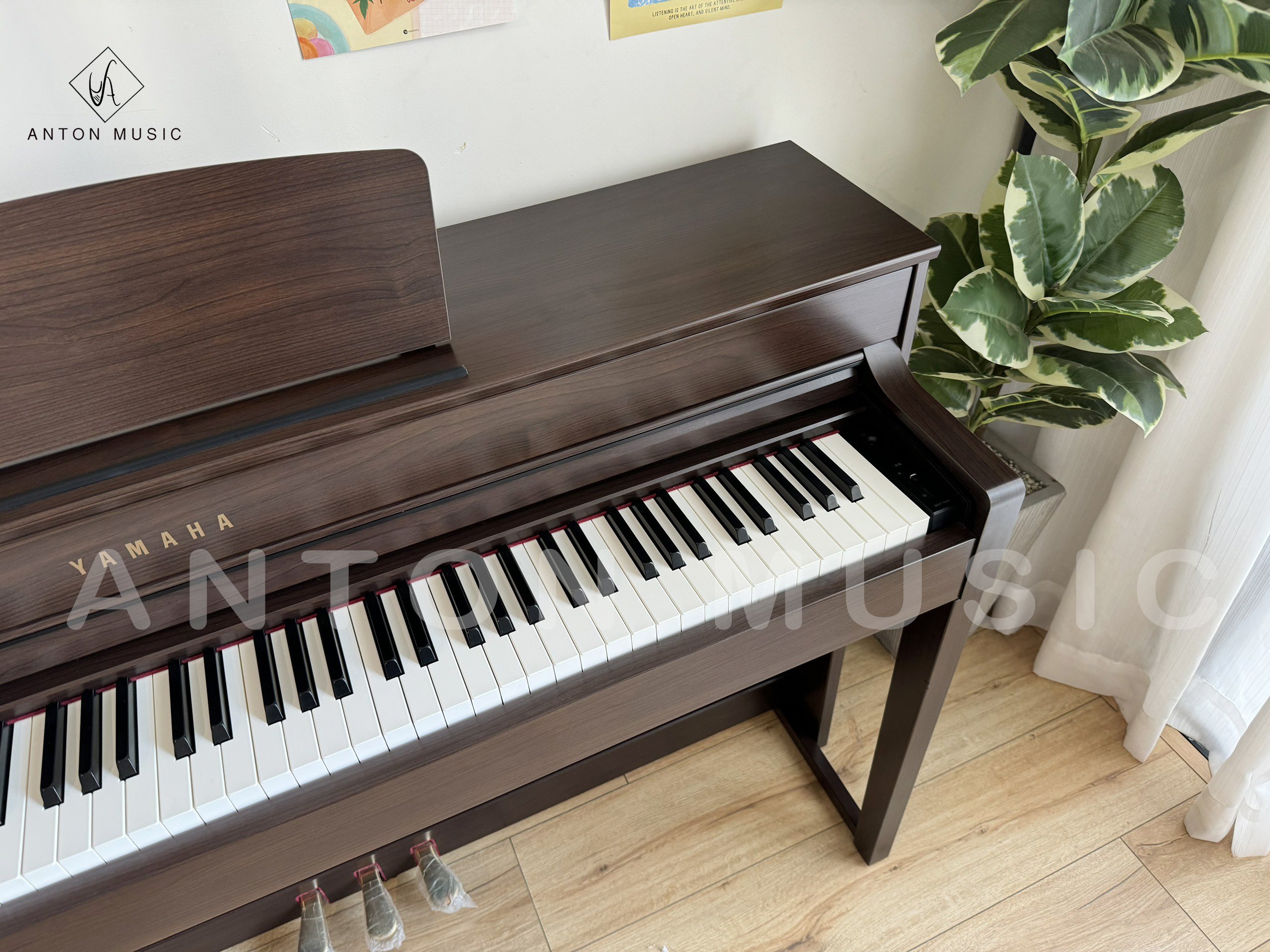 Đàn piano Yamaha SCLP 5350