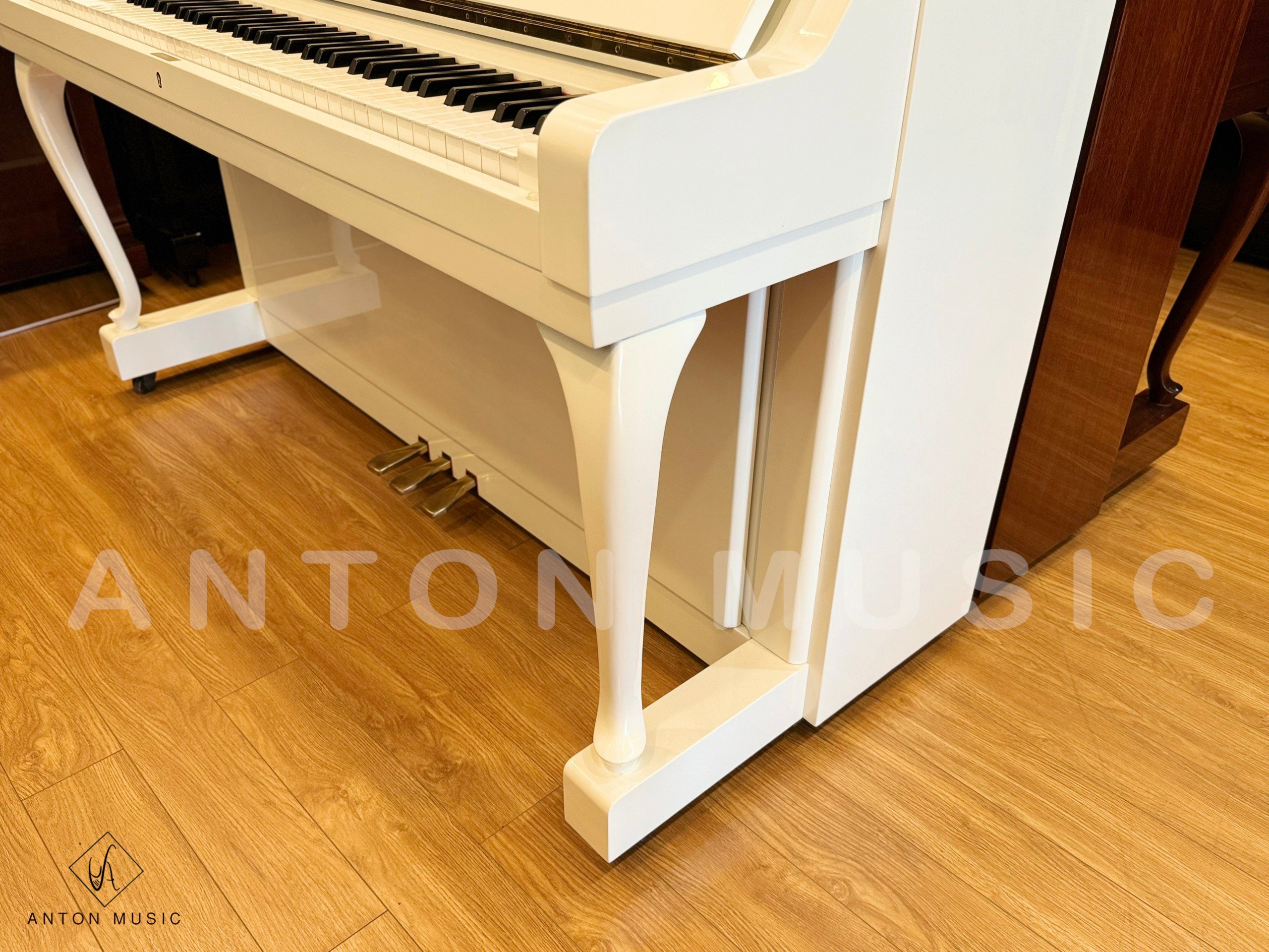 Đàn Piano Yamaha W106 Nội Địa Nhật
