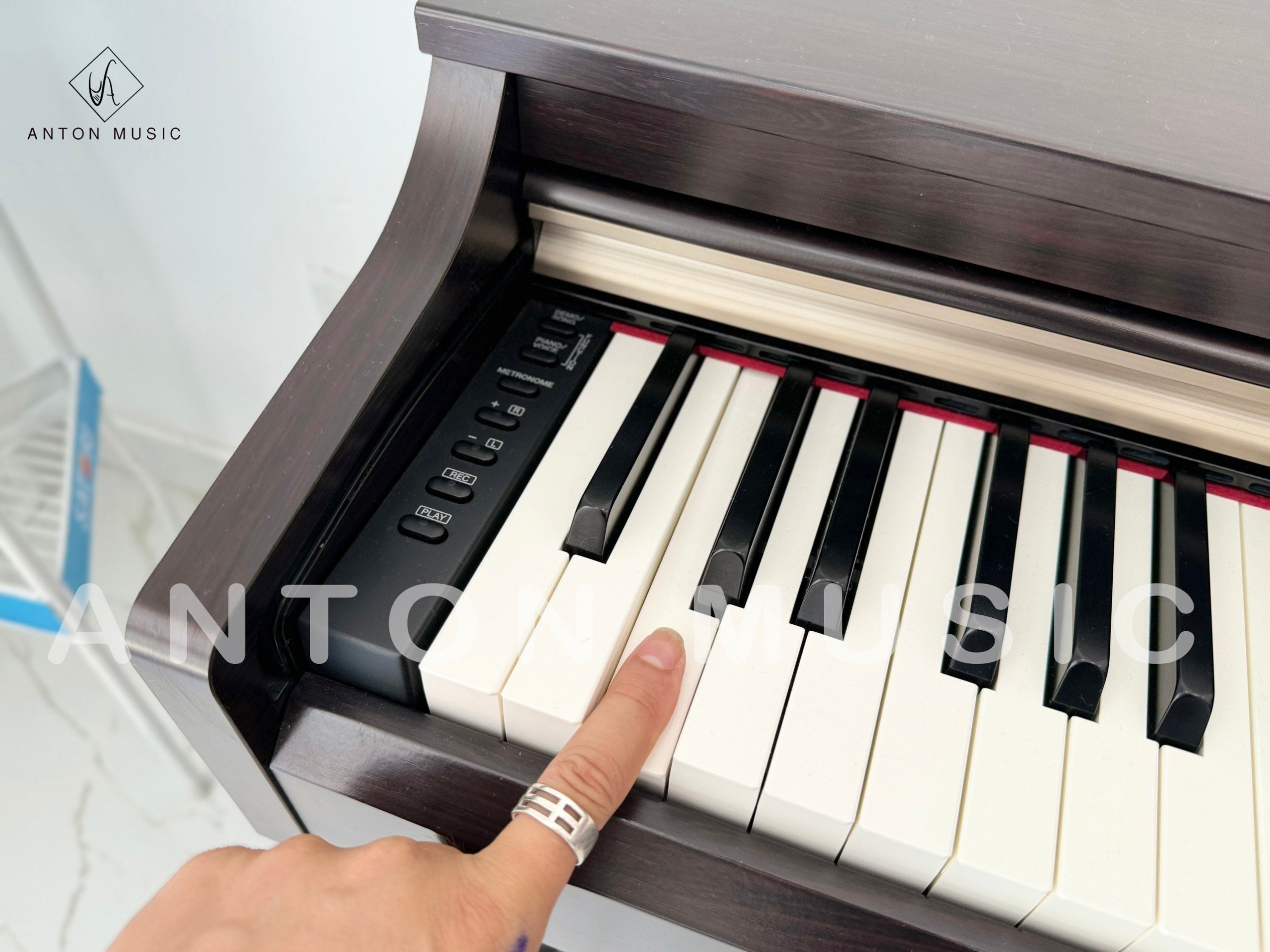 Đàn piano điện Yamaha YDP-162