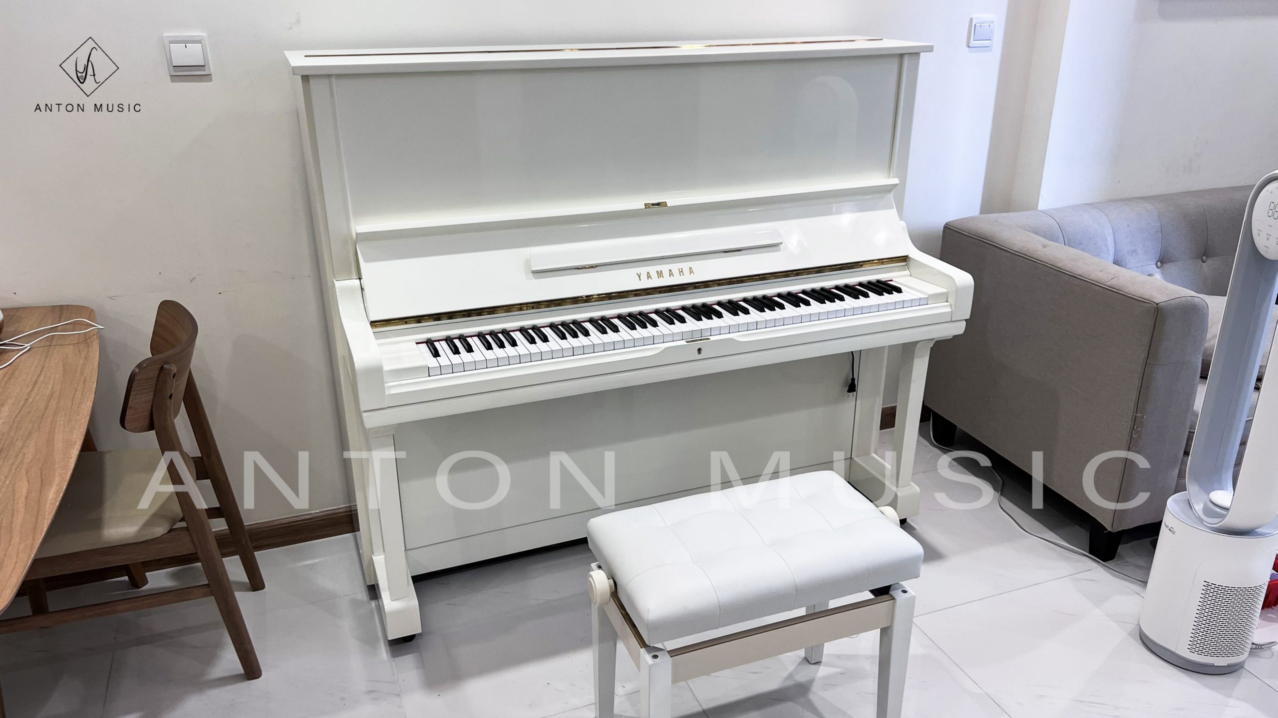 Đàn Piano cơ Yamaha giá rẻ cho người mới bắt đầu