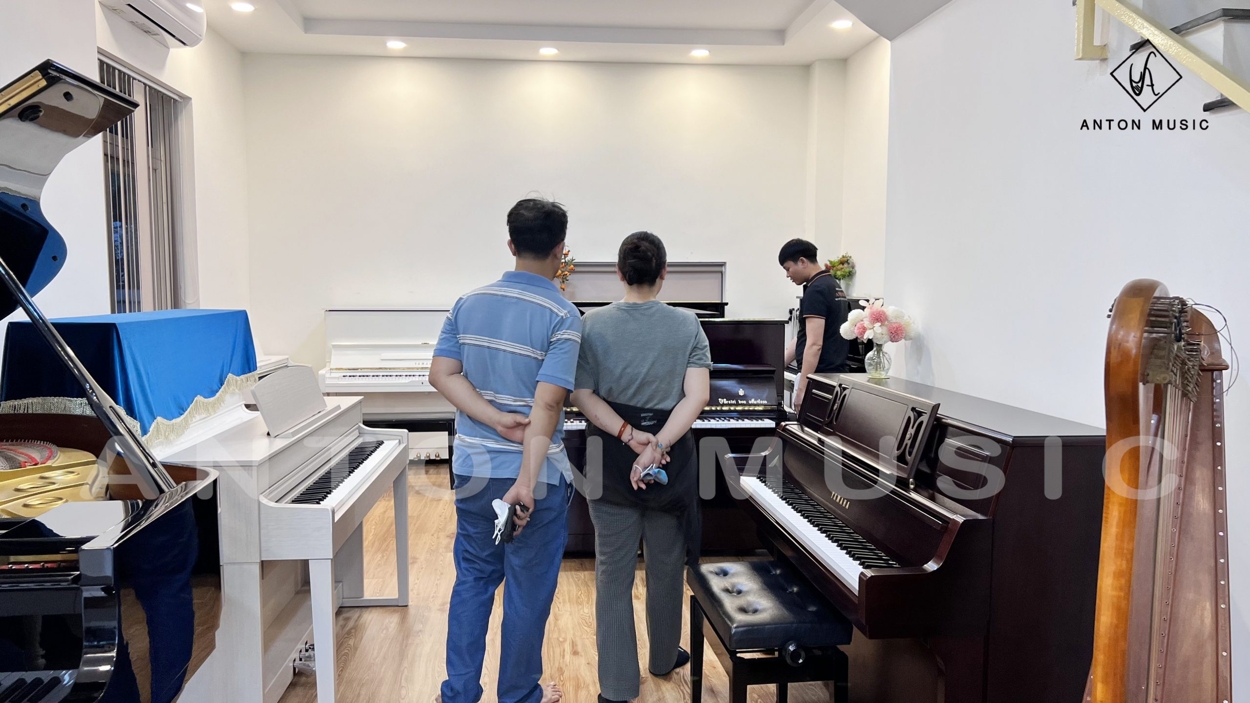 Cửa hàng bán đàn Piano cơ cũ Nhật Bản giá rẻ, chính hãng.