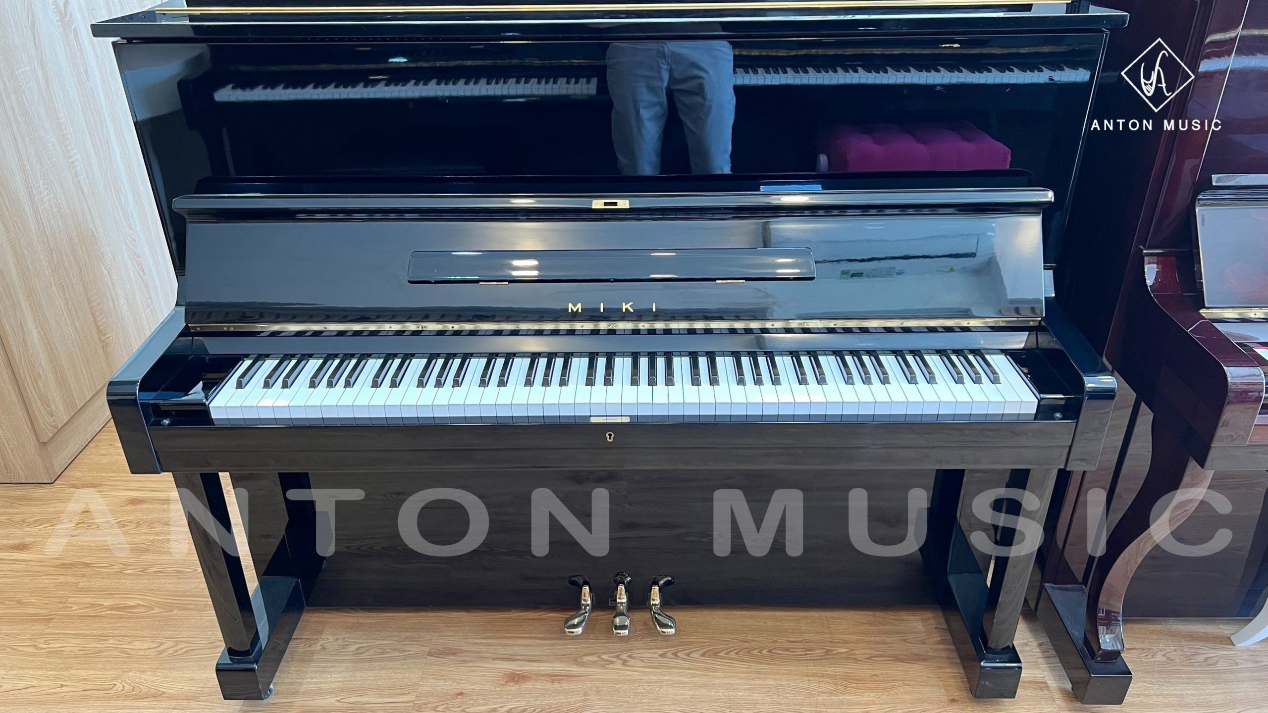 Đàn piano cơ ngoại dòng Miki