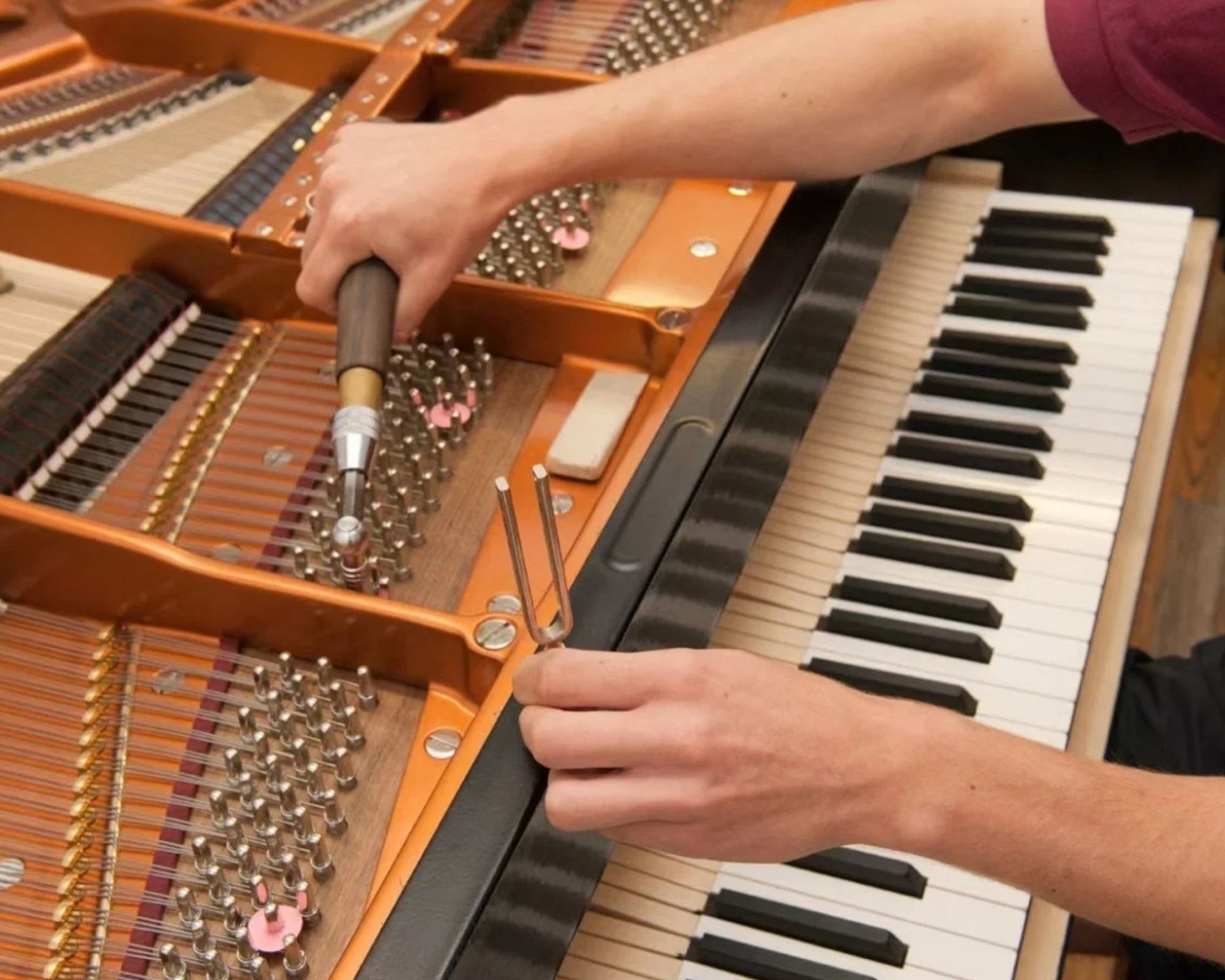 Lên Dây Đàn Piano Cơ Có Cần Thiết Không? Bao Lâu Nên Thực Hiện Và Ảnh Hưởng Nếu Bỏ Qua