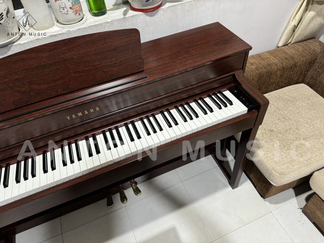 Đàn Piano Điện Yamaha CLP-535M Màu Đỏ Nâu Thanh Lịch Phong Cách Cổ Điển Châu Âu Like New Clavinova (500 Series)