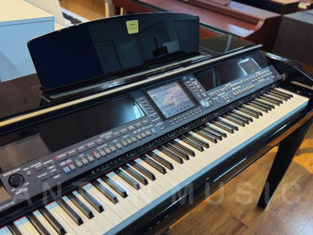 Đàn Piano Yamaha CVP-509PE Có Tích Hợp Chức Năng Organ