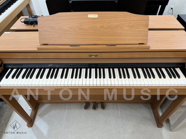 Đàn Piano Điện Roland HP-506 LWS Used Light Walnut (Gỗ Óc Chó Nhạt)