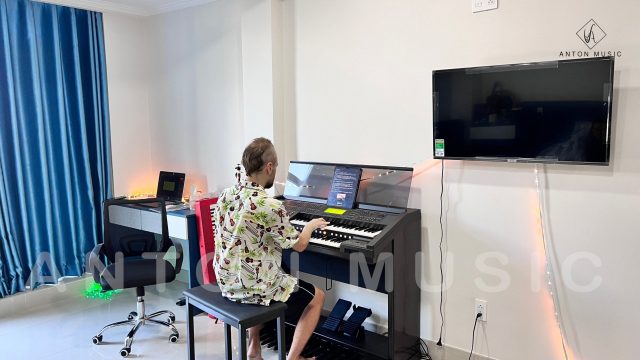 Đàn organ nhà thờ Electone Yamaha EL-90