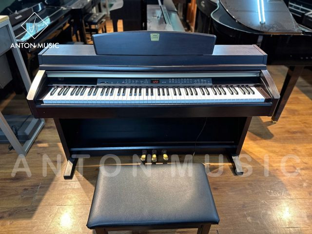 Đàn Piano Yamaha CLP-240 Màu Nâu Đen Gỗ (CLP-240R) Vẻ Đẹp Cổ Điển Trong Dòng Dòng Clavinova 200 Series