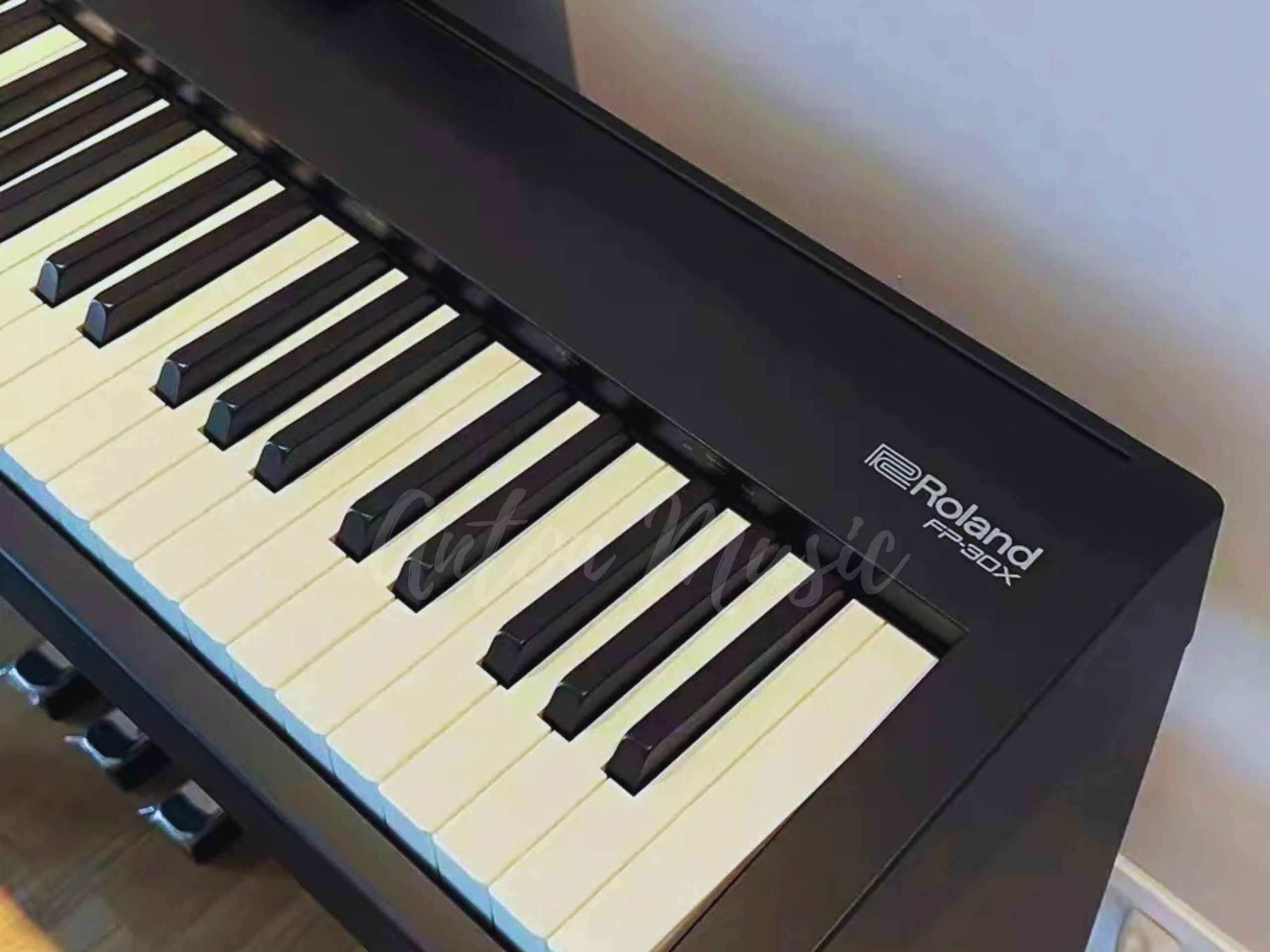 Đàn Piano Điện Roland FP-30X Phù Hợp Cho Mọi Lứa Tuổi, Dễ Sử Dụng, Dễ Mang Đi