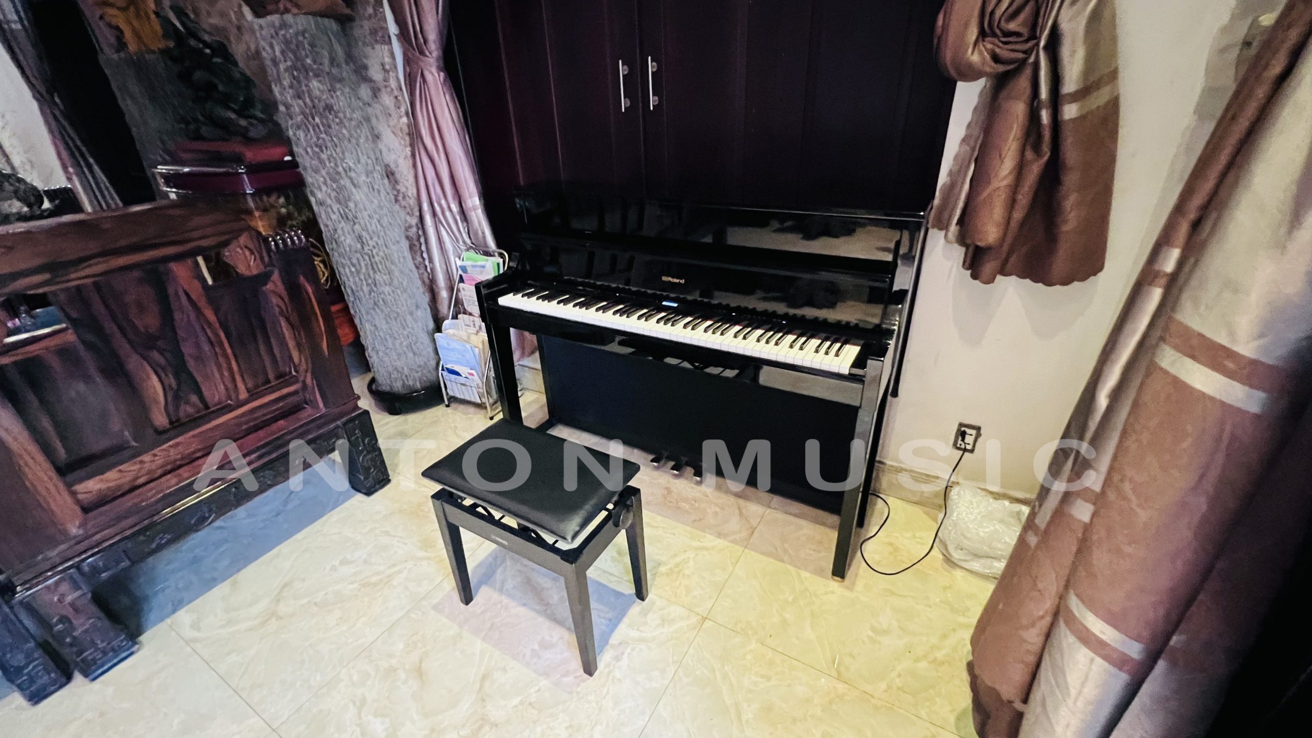 Đàn Piano Điện Roland LX17-PE Used (Đen Bóng) Hybrid Tủ Đàn Upright