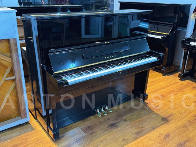Đàn piano cơ Yamaha U2C Upright hàng hiếm nội địa Nhật