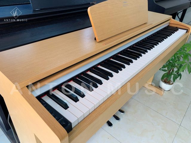 Đàn Piano Yamaha YDP-140 C Màu Vàng Gỗ Nhạt Like New Chất Lượng Cao Giá Tốt Cho Học Sinh Sinh Viên Bắt Đầu Tập Piano