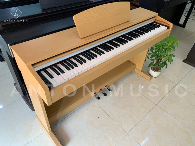 Đàn Piano Yamaha YDP-140 C Màu Vàng Gỗ Nhạt Like New Chất Lượng Cao Giá Tốt Cho Học Sinh Sinh Viên Bắt Đầu Tập Piano
