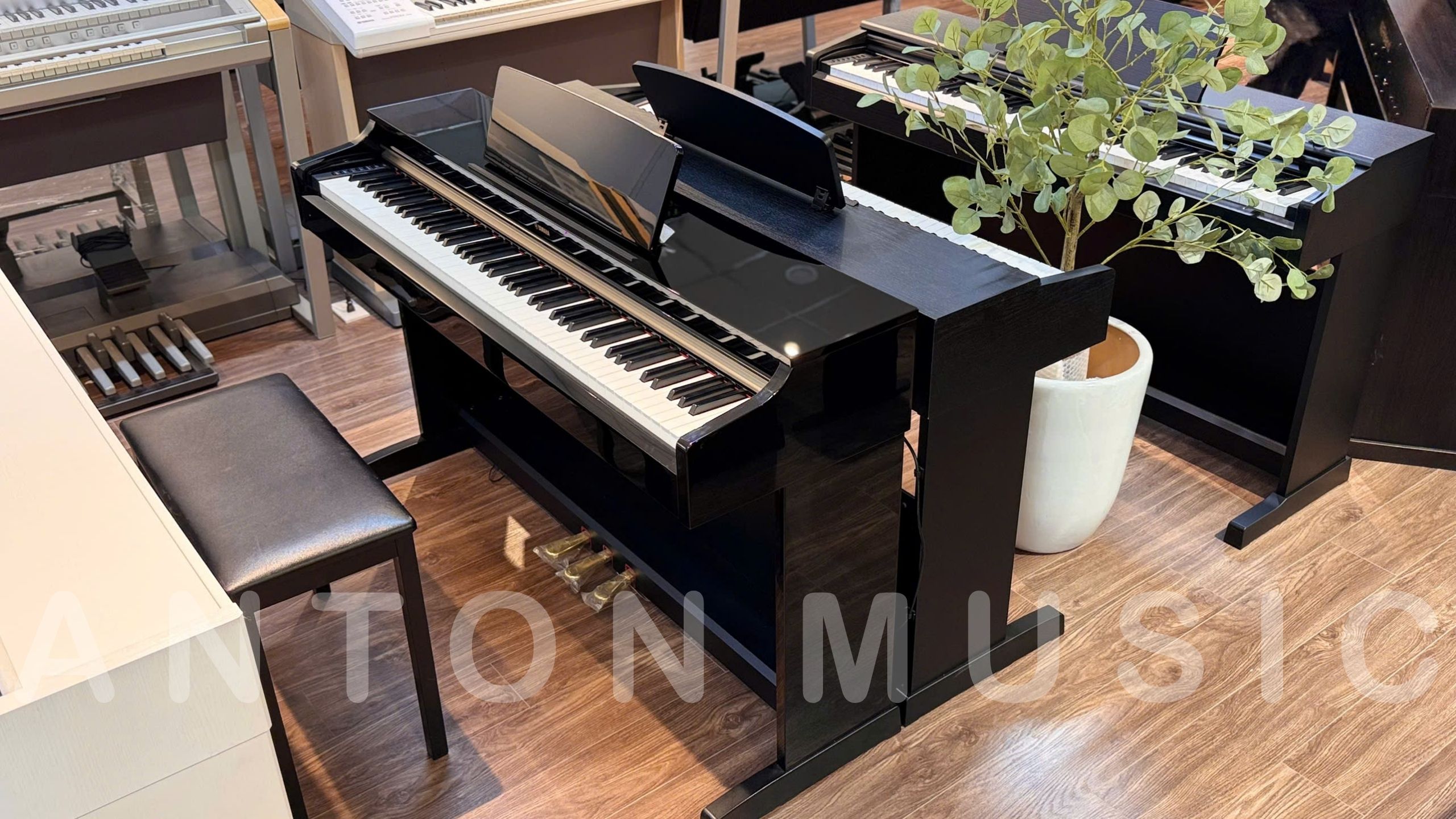 Đàn Piano Yamaha YDP 162 Đen Bóng (YDP-162PE) Dòng ARIUS Nhỏ Gọn Phù Hợp Cho Người Mới Học – Digital