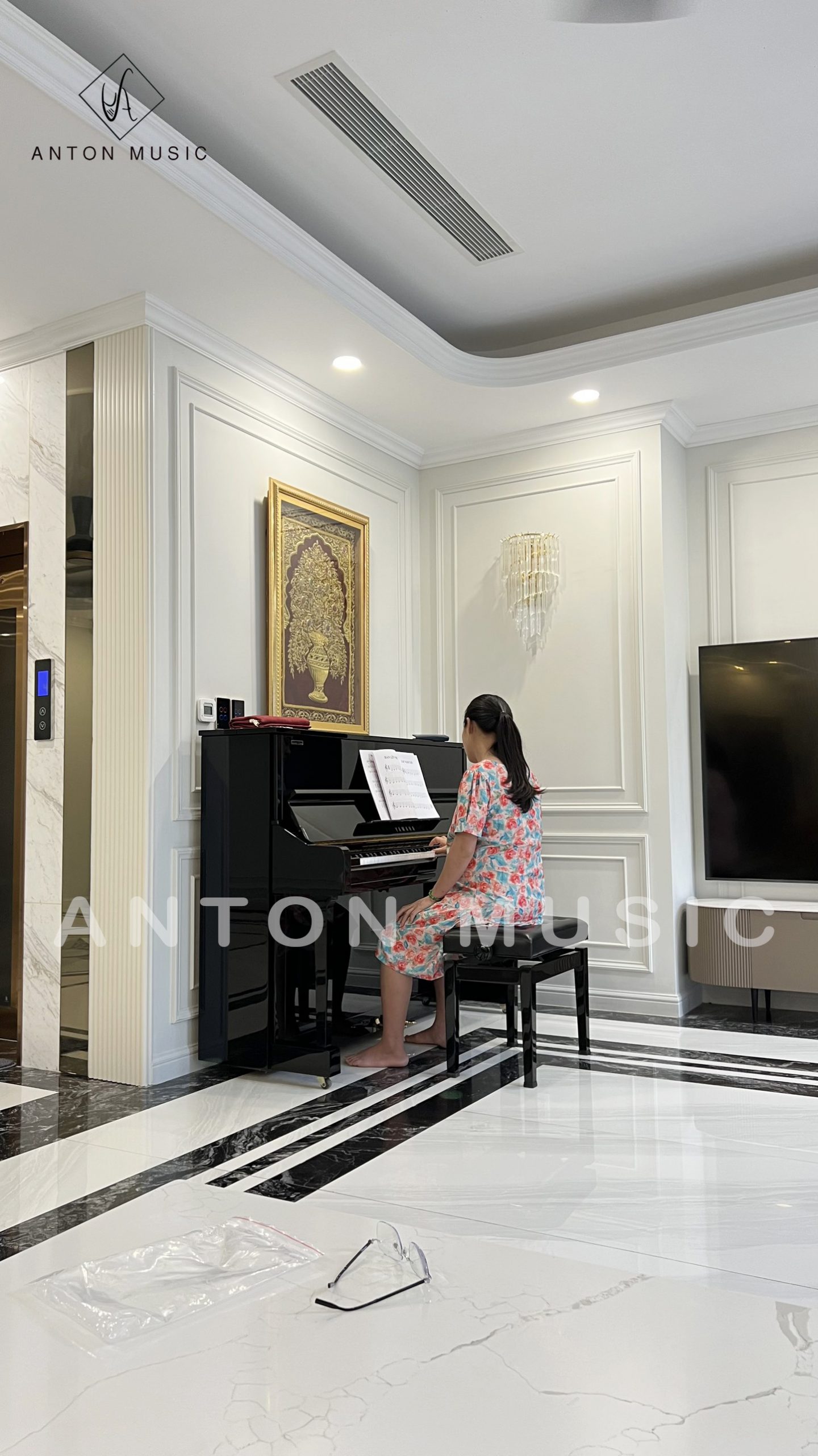 Vận Chuyển Đàn Yamaha YU1S về Biệt Thự Phú Mỹ Hưng Quận 7