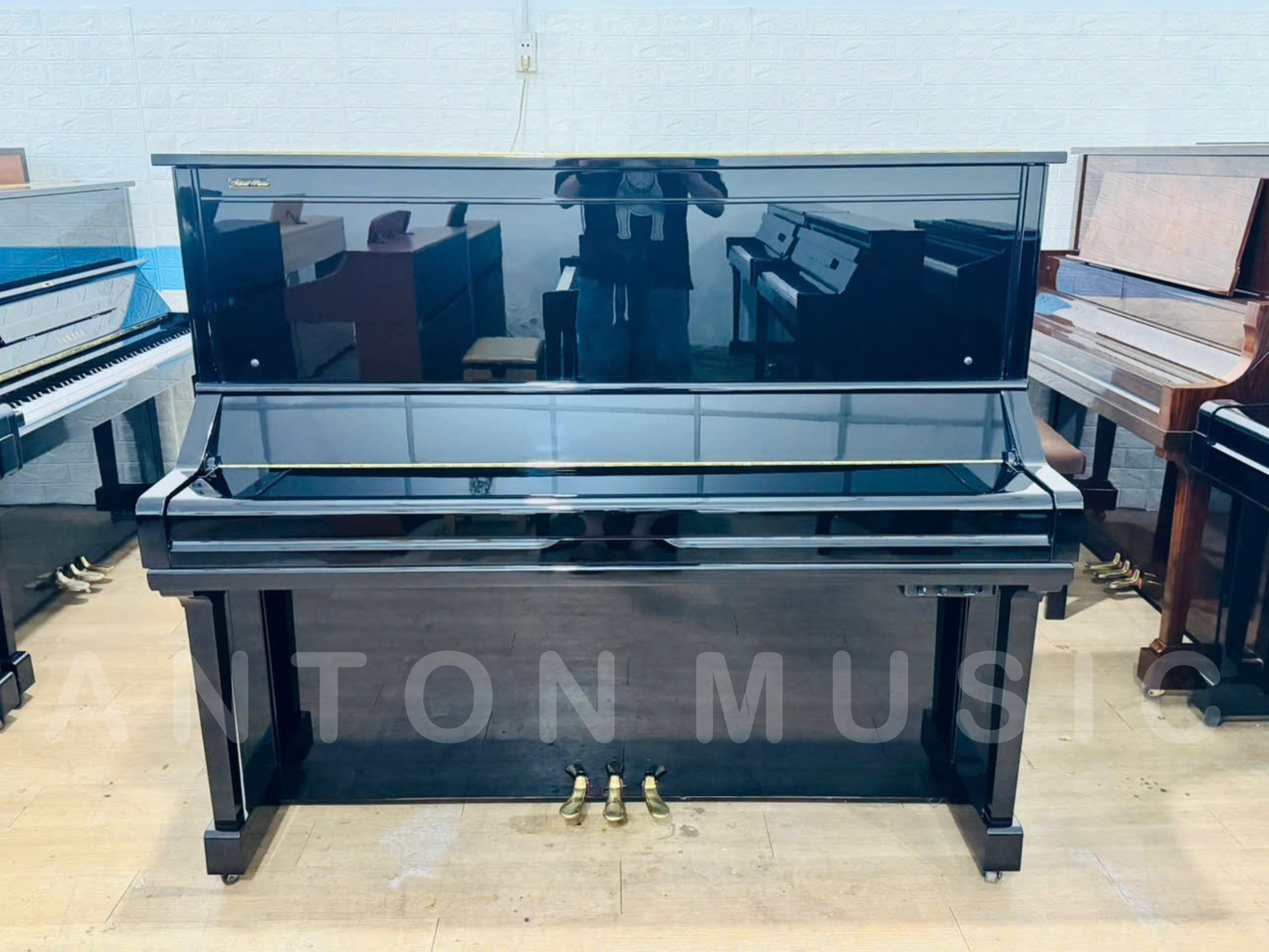 Đàn Piano Silent Yamaha YU3S Vừa Chơi Được Âm Thanh Cơ, Vừa Cắm Tai Nghe Tập Luyện Không Gây Ồn
