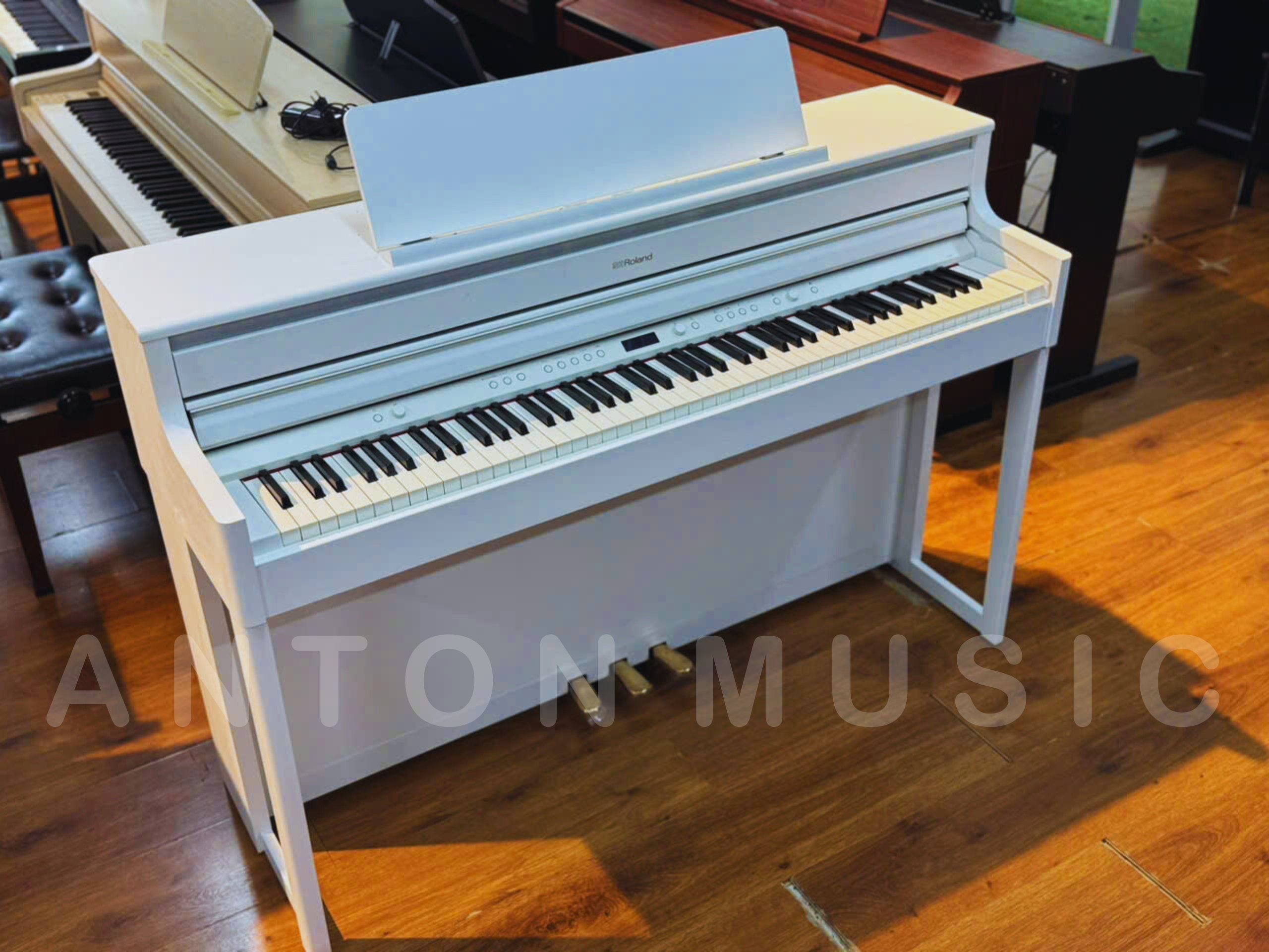 Đàn Piano Roland HP704 Hàng Nhập Khẩu Chính Hãng, Bảo Hành Toàn Quốc, Dịch Vụ Hậu Lâu Dài