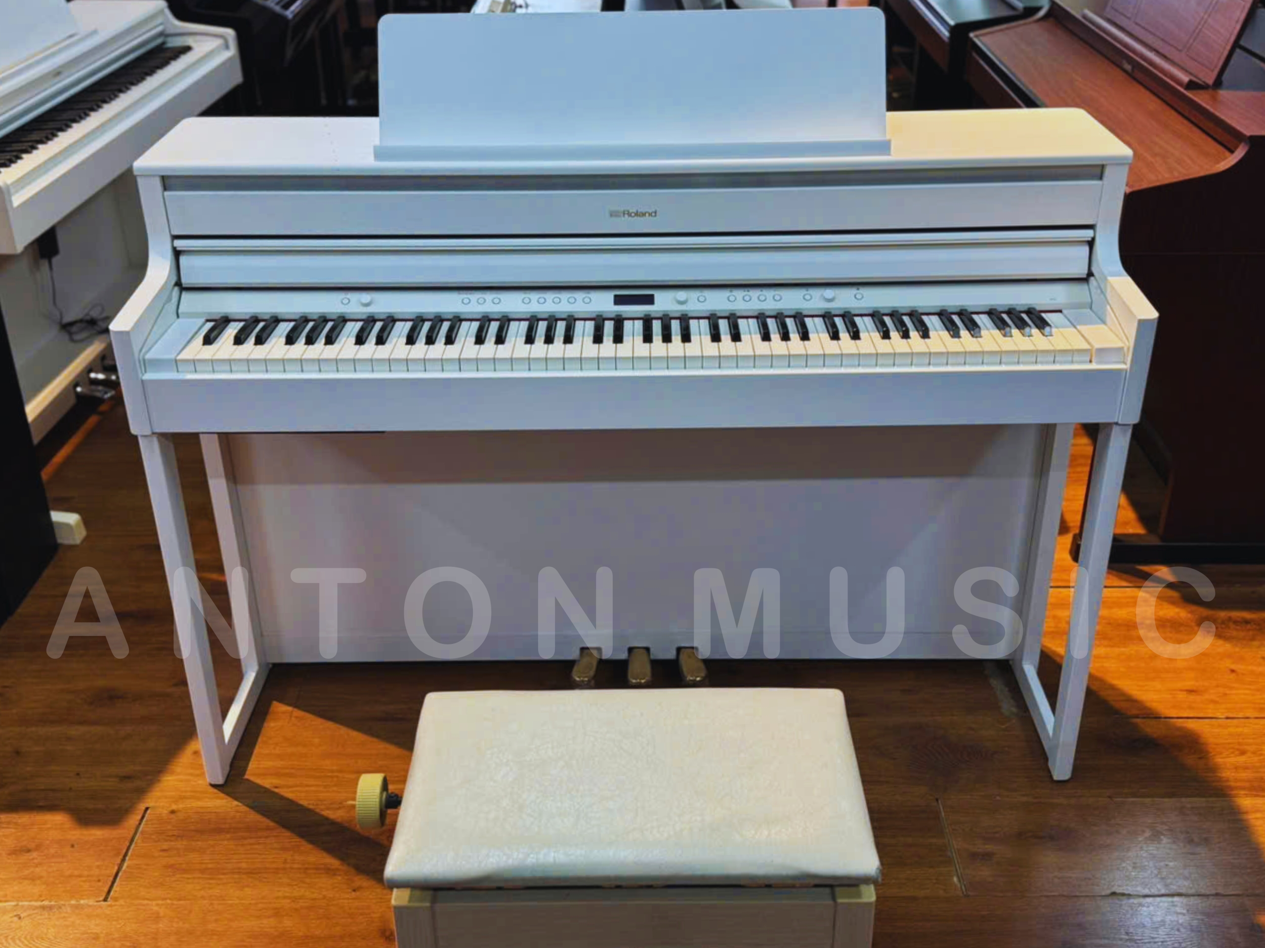 Đàn Piano Roland HP704 Hàng Nhập Khẩu Chính Hãng, Bảo Hành Toàn Quốc, Dịch Vụ Hậu Lâu Dài