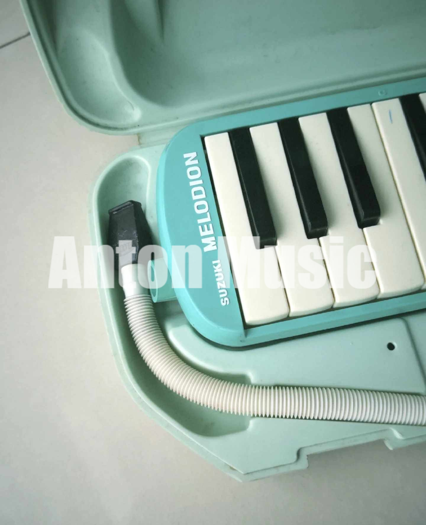 Kèn Phím Melodion Suzuki MX-32D